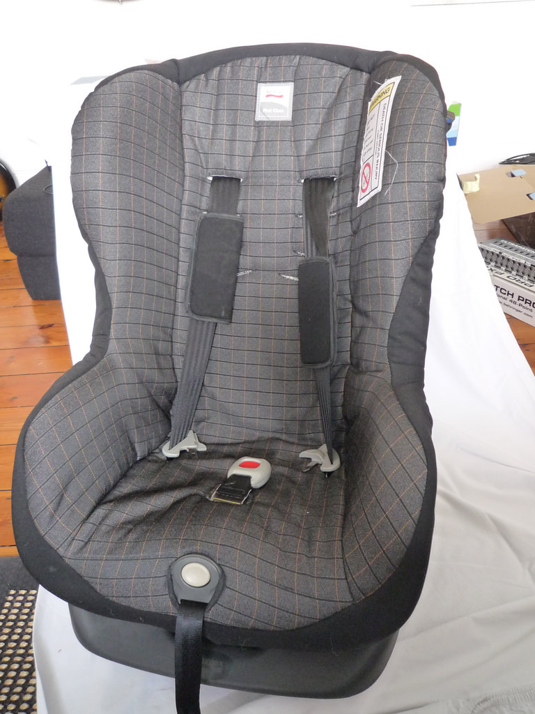 kinds of child car seats